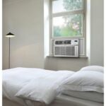 Aire Acondicionado de Ventana LG LW8024RD 8000 BTU 115V control electrónico control remoto 3 velocidades de enfriamiento