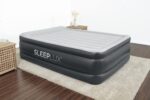 Paquete colchones inflables SLEEPLUX cama de aire tamano Queen y Twin con bomba integrada almohadas y cargadores USB 22