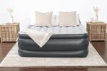 Paquete colchones inflables SLEEPLUX cama de aire tamano Queen y Twin con bomba integrada almohadas y cargadores USB 22