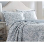 Juego de edredon Laura Ashley King algodon estampado floral azul spa con fundas y almohadas decorativas