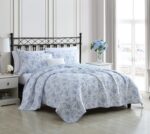 Laura Ashley Home - Juego de edredón tamaño King con fundas a juego, funda Mila Euro, paquete de ropa de cama floral par