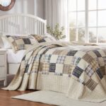 Juego de colcha acolchada algodón 3 piezas Greenland Home Fashions Oxford GL-1304EJSK color taupe tamaño King extra gran