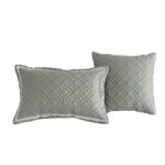 Juego de funda de edredon Riverbrook Home Noble Tencel 90759 tamaño King 9 piezas color salvia gris