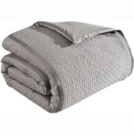 Riverbrook Home Kendall 90743 juego de edredon King plata gris 8 piezas