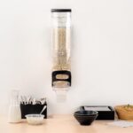 Dispensador de cereales plástico montado en pared Restaurantware RWT1663B 5 galones negro autoservicio alimentos secos