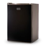Paquete Mini Refrigerador Black+Decker 2.5 Pies Cúbicos con Congelador y Ventilador de Torre Dreo Oscilante Sin Aspas co