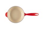 Cacerola Saucier de Hierro Fundido Esmaltado Le Creuset 21993021060051 Colección Holly 2.1 Litros Color Cerise con Peril