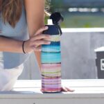 Termo Botella de Agua Tervis Venture Virginia Cavaliers Full Speed Acero Inoxidable Triple Pared 36 Onzas