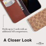 Funda tipo portafolios de tela Coach Signature para iPhone 16 Pro Max - Funda de teléfono de diseñador - Marrón Signatur