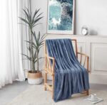 Juego de ropa de cama individual Nautica Woodblock Fish Blue sábanas manta falda funda almohada y toallas azul marino