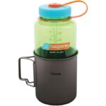 Kit Botella de Agua Nalgene Sustain Tritan 32 oz y Taza de Titanio Olicamp Space Saver Boca Ancha Libre de BPA Color Per