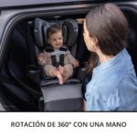 Asiento de coche giratorio todo en uno Evenflo Gold Revolve360 Extend CS360212310 con SensorSafe color negro ónix