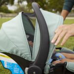 Safety 1st® onBoard™ Slide DLX - Asiento infantil para automóvil con base SafetySlide™, enganche LATCH rígido fácil de i