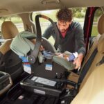 Safety 1st® onBoard™ Slide DLX - Asiento infantil para automóvil con base SafetySlide™, enganche LATCH rígido fácil de i