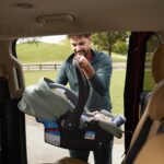 Safety 1st® onBoard™ Slide DLX - Asiento infantil para automóvil con base SafetySlide™, enganche LATCH rígido fácil de i
