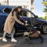 Sistema de viaje Evenflo Shyft Intuiti TS100212513 con asiento de auto LiteMax NXT giratorio orientado hacia atrás para