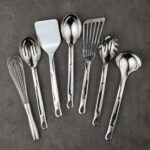 Juego de utensilios de cocina de acero inoxidable Hestan Culinary Provisions 49131 de 8 piezas con porta utensilios de p