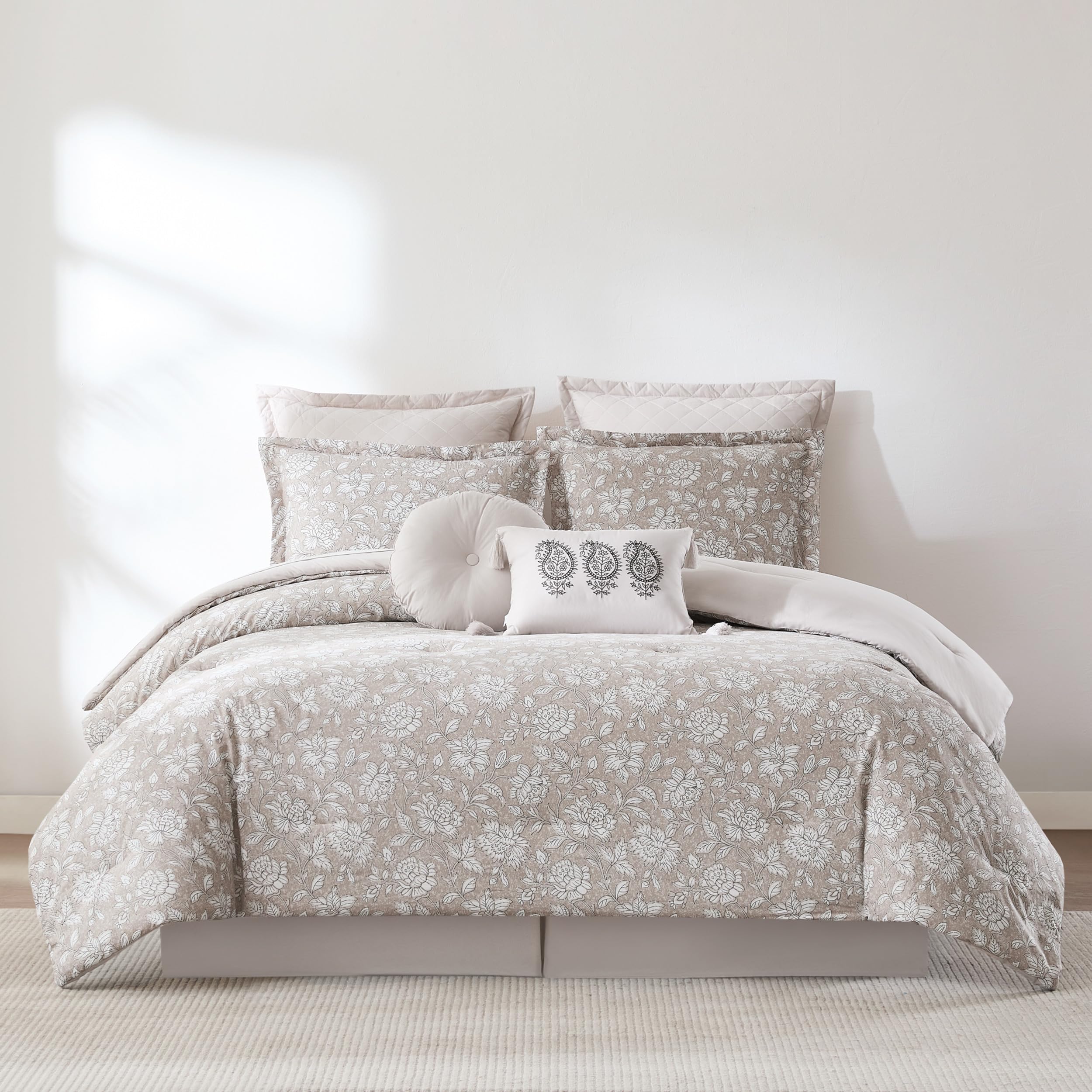Version 1.0.0 Juego de edredón floral Zara algodón 8 piezas Triangle Home Fashions EZFCS8PCKN King marrón con falda de cama bohemio