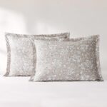 Juego de edredón floral Zara algodón 8 piezas Triangle Home Fashions EZFCS8PCKN King marrón con falda de cama bohemio