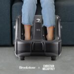 Brookstone - Masajeador de pies y pantorrillas con calor, masajeador de pies de tejido profundo para soporte de circulac