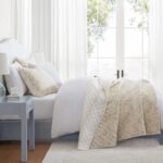 Juego de Edredon King Reversible Martha Stewart Revman International A0004364 3 piezas 100% algodon con fundas de almoha