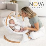 Jool Baby Nova Nature Columpio de bebé para recién nacidos con juguetes de madera natural, columpio motorizado eléctrico