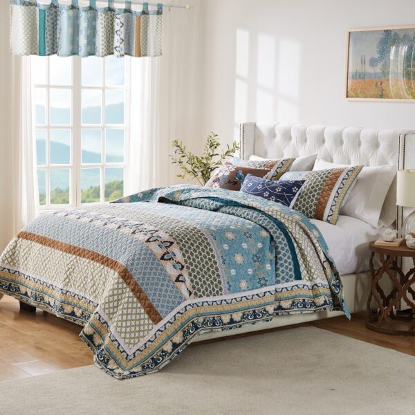 Juego de ropa de cama acolchada 4 piezas Greenland Home Fashions GL-2312B4PKV Thalia King Cal King azul