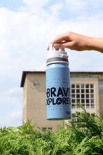 Botella de agua para niños SIGG WMB ONE Brave Eagle 9002.4 de aluminio azul claro 20 oz sin BPA hermética ligera
