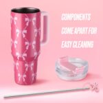 Vaso Térmico con Asa y Popote Juicy Couture Jetsetter YMF Carpets Inc JYH034244 40 Onzas Diseño de Lazos Rosas