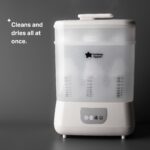 Tommee Tippee Esterilizador y secador eléctrico de vapor para biberones y Natural Start - Set de 14 piezas de biberones,