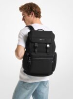 Michael Kors Mochila Jet Set Triple Pocket para hombre/MK Signature Pequeña, Negra