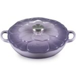 Cacerola estofadora de pétalos Le Creuset 21964026511041 hierro fundido esmaltado 2.25 cuartos de galón color provenza c