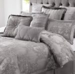Juego de edredon acolchado Austin Horn Classics Prestige Pacific Coast Home Furnishings PRE-QN3PC-C Queen 3 piezas plati