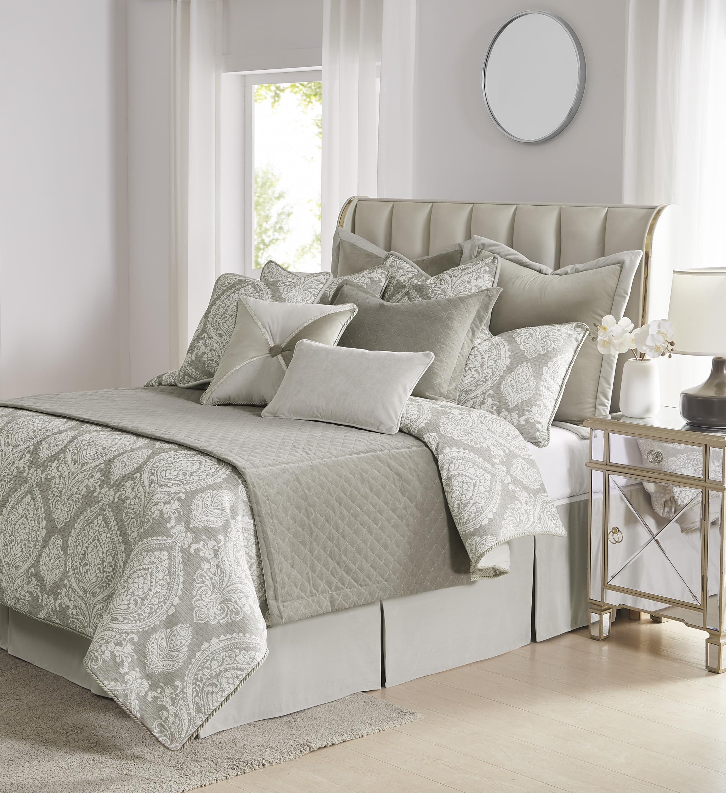 Version 1.0.0 Juego de edredon acolchado Austin Horn Classics Novette Pacific Coast Home Furnishings NOV-KG3PC-C King 3 piezas gris 10
