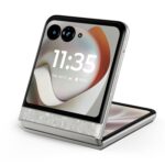 Teléfono Plegable Motorola Razr 2026 PBB70009US desbloqueado 8GB RAM 256GB cámara 50MP blanco brillante