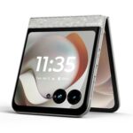 Teléfono Plegable Motorola Razr 2026 PBB70009US desbloqueado 8GB RAM 256GB cámara 50MP blanco brillante