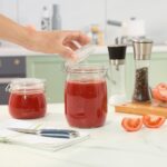 Frasco de vidrio con tapa bisagra Restaurantware RWG0454C-MC transparente 37 oz lavavajillas apto organizador cocina dul