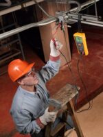 Fluke, megóhmetro digital | Pruebas avanzadas de aislamiento industrial y eléctrico, múltiples voltajes de prueba: 50 V,