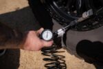 Compresor Portátil Viair 440P 12 Voltios 150 PSI 3 CFM Negro con Estuche de Lona y Manguera de 25 Pies