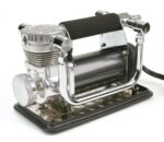 Compresor Portátil Viair 440P 12 Voltios 150 PSI 3 CFM Negro con Estuche de Lona y Manguera de 25 Pies