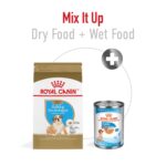 Alimento Seco Royal Canin Nutrición Sana para Raza Bulldog Cachorro Sabor Pollo 30 lb