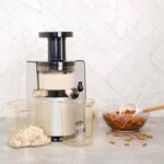 Omega Exprimidor de Prensa en Frío Vertical 43 RPM de Masticación Lenta Compacto Extractor de Jugo para Frutas y Vegetal