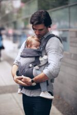 Mochila Portabebés Ergobaby 360 BC360PBLKGRY Gris Carbón Malla de Aire Fresco Talla Única