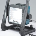 Reflector Makita DML805 18V LXT LED Alámbrico Inalámbrico 750 Lúmenes