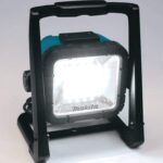 Reflector Makita DML805 18V LXT LED Alámbrico Inalámbrico 750 Lúmenes