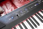Alesis Recital - Teclado de piano digital de 88 teclas con teclas semi-pesadas, 2 altavoces de 20W, 5 voces, modo dividi