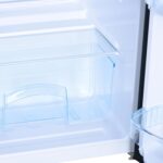 Avanti Refrigerador compacto de 3.1 pies cúbicos con congelador, estantes de vidrio ajustables, puerta reversible, desco