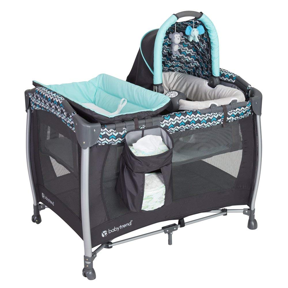 Centro de guardería Baby Trend Resort Elite PY72B16B color laguna metal plástico poliéster con moisés extraíble cambiado
