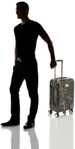 Maletín rígido BeBe Luggage Reyna BE-PC-14821 21 pulgadas Mármol negro con 8 ruedas giratorias