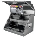 Powerbuilt 240102 - Caja de herramientas portátil inclinada frontal de 26 pulgadas, acero de calibre 16, tapa magnética